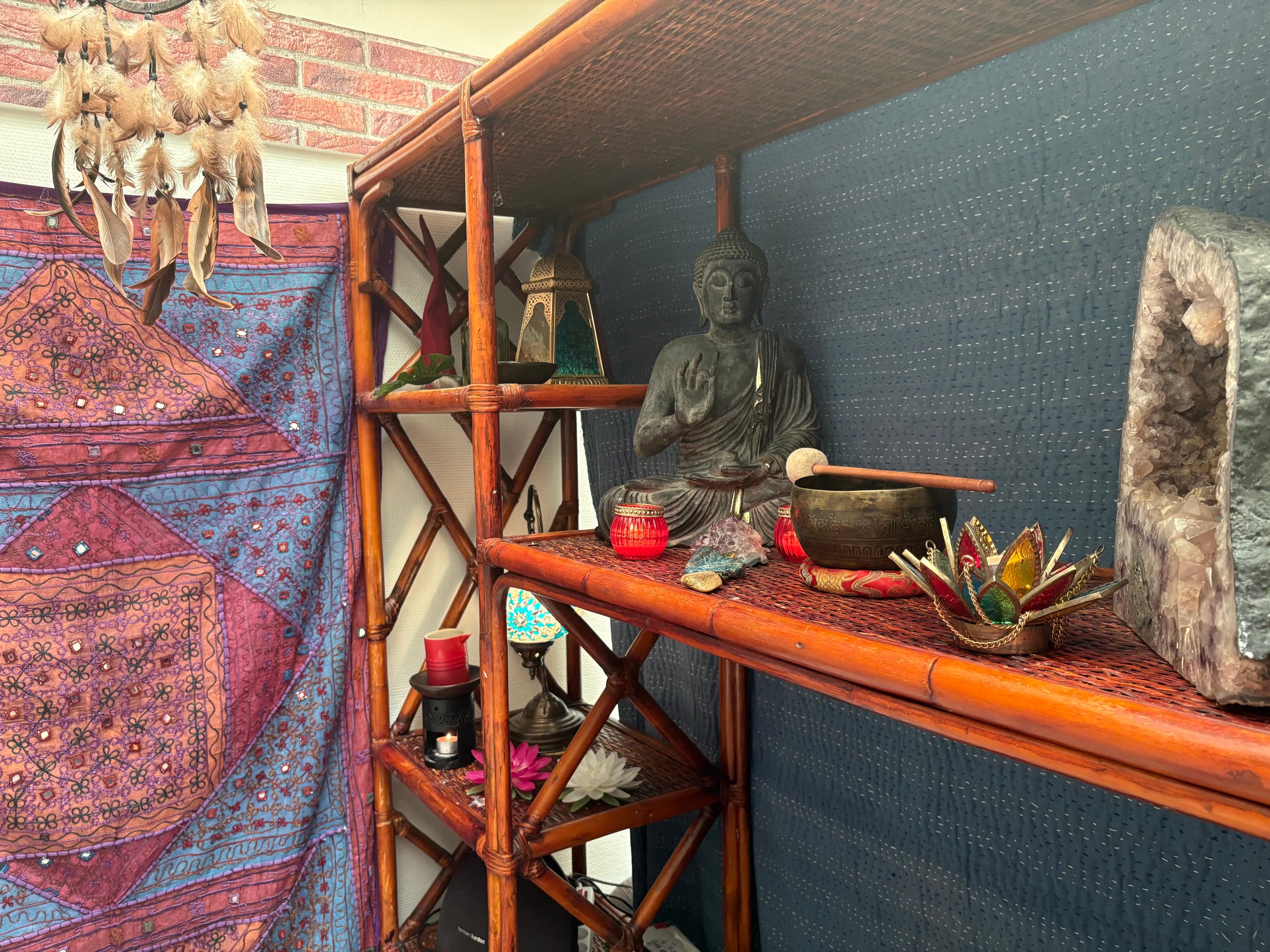 Buddha gennem bambus